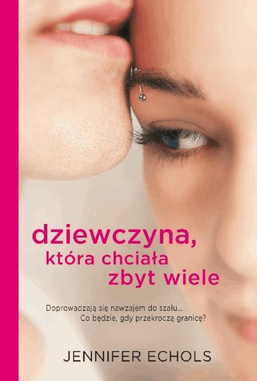 Wychodząca dziewczyna umawia się z nieśmiałym facetem